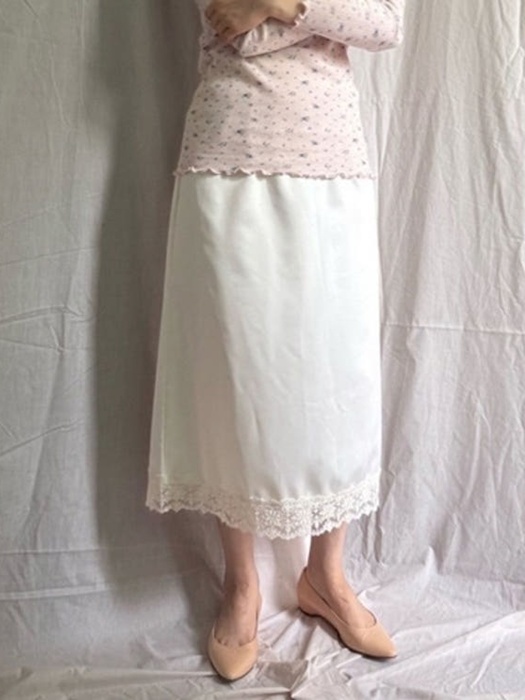 Mom Satin Skirt Mom Satin Skirt