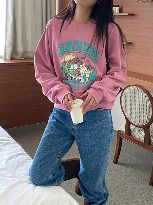 Earth Sweatshirt