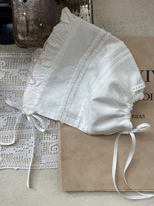 Bling Bebe Bonnet
