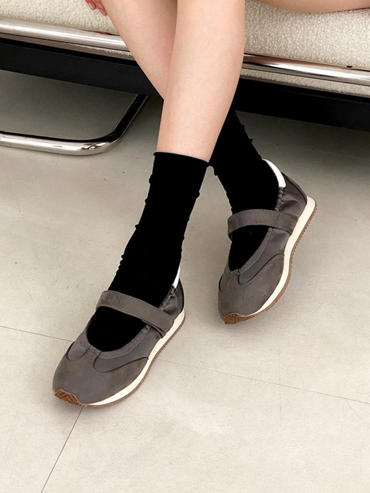 Mary Jane Flat Sneakers