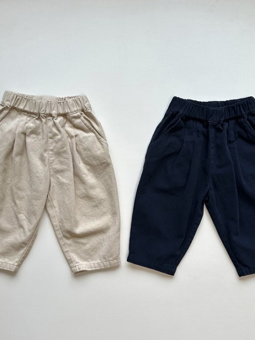 Two-Tuck Pants Two-Tuck Pants