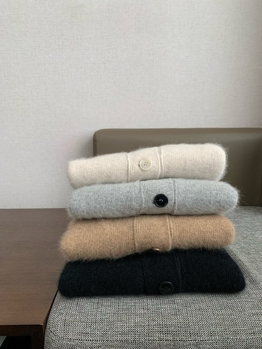 Raccoon V-neck Cardigan Raccoon V-neck Cardigan