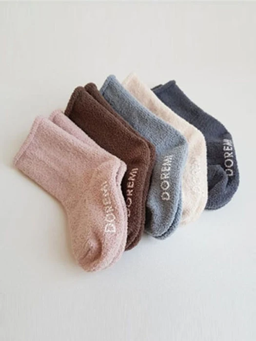 Choux Cream Socks