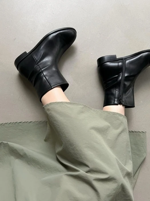 Low Heel Basic Ankle Boots