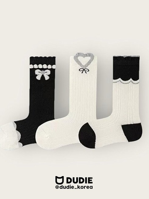 Hearts Knee Socks Set (set of 3) Hearts Knee Socks Set (set of 3)