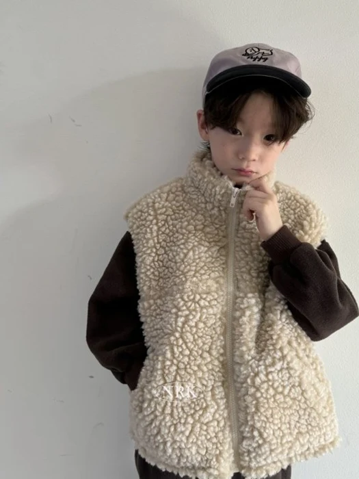 Oversized Fleece Vest