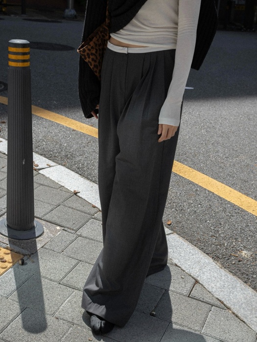 Slim Waist Wool Pleated Wide Trousers Slim Waist Wool Pleated Wide Trousers