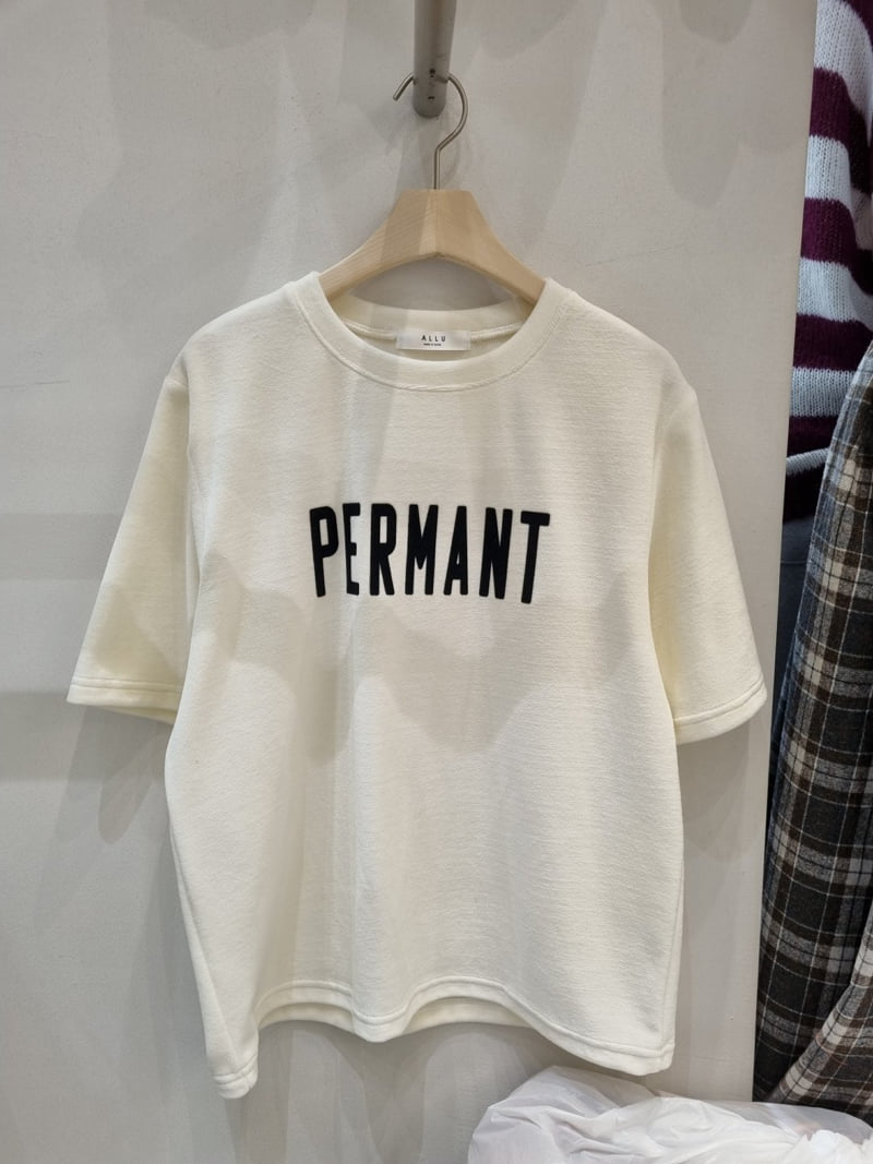 Allu - Korean Women Fashion - #pursuepretty - Lettering Velour Tee - 4