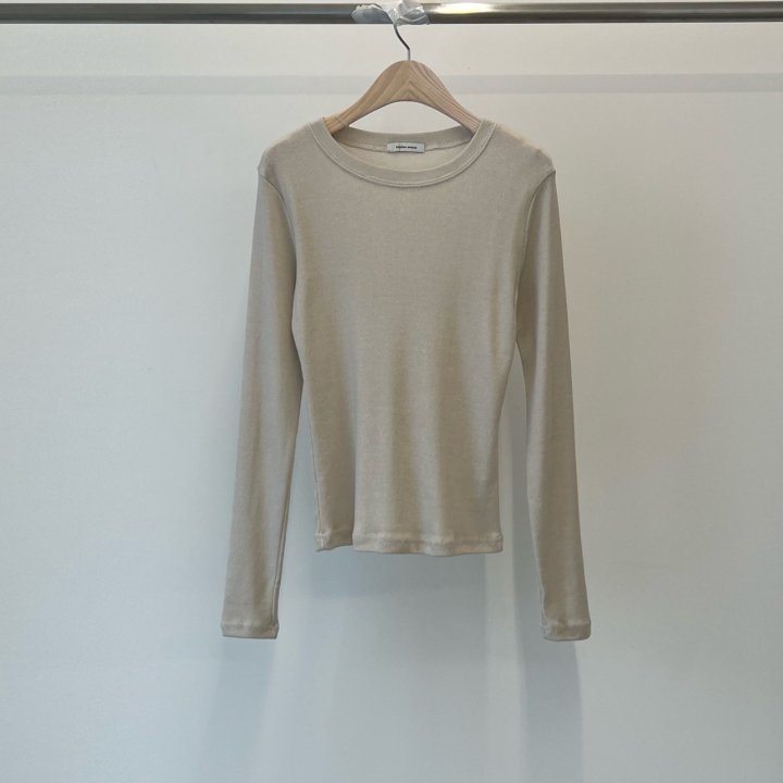 Another Avenue - Korean Women Fashion - #momslook - Pug Round Tee - 3