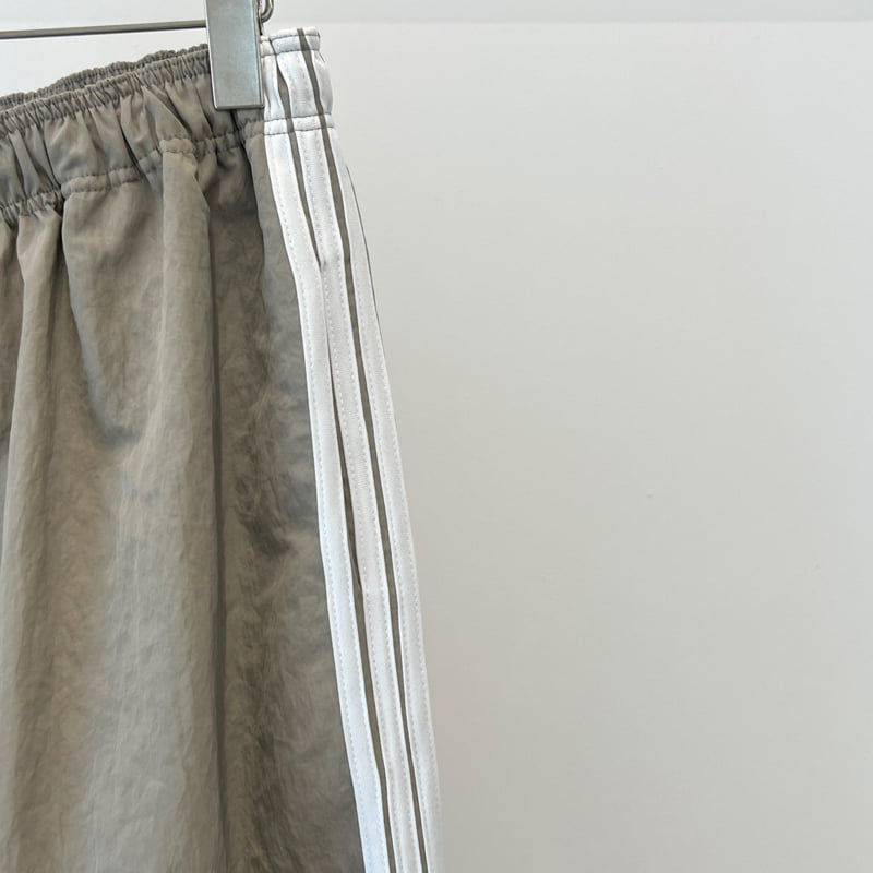 Another Avenue - Korean Women Fashion - #thelittlethings - Three-Line Hard Pants - 4