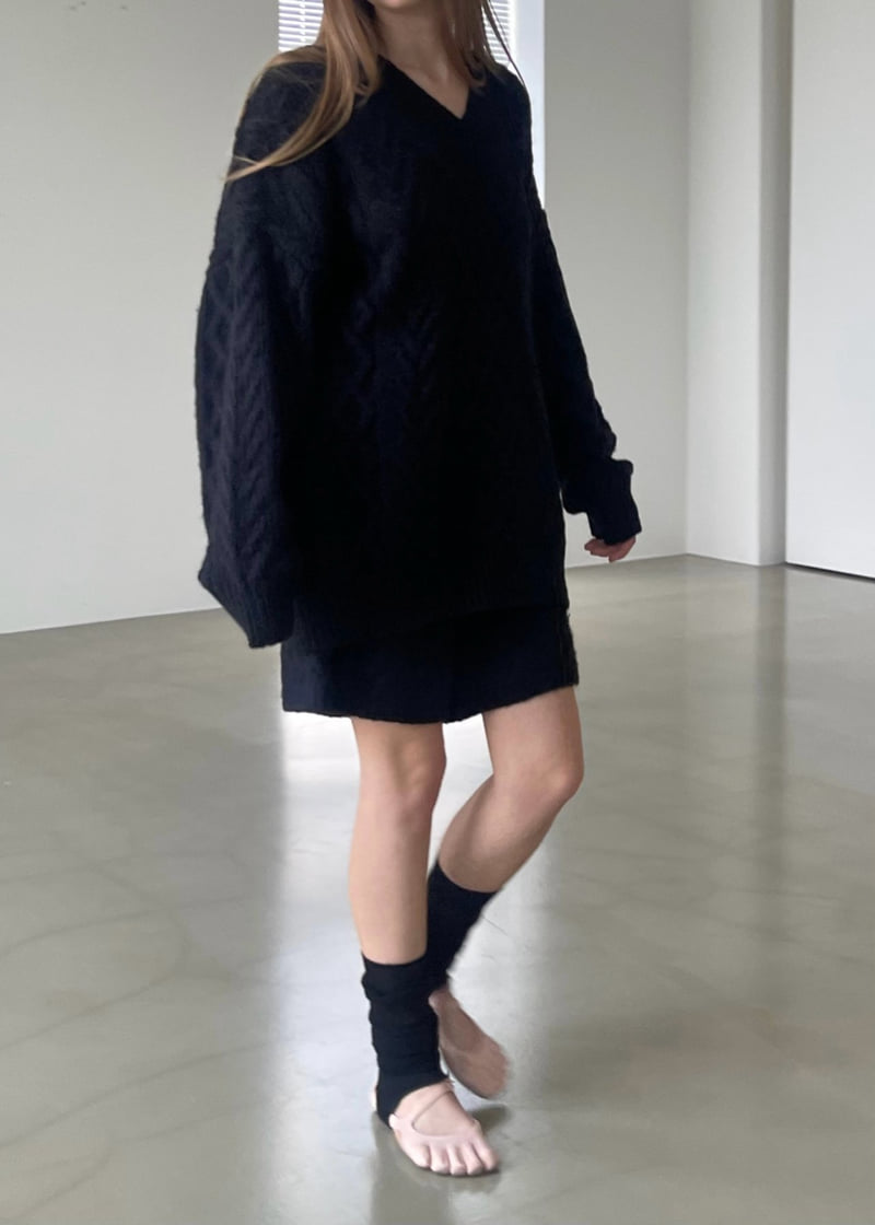 Another Avenue - Korean Women Fashion - #womensfashion - Wool Cable Knit Shorts - 9