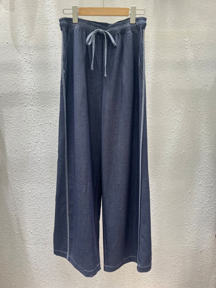 Another Plan - Korean Women Fashion - #momslook - High Waist Side Line Span Jeans
