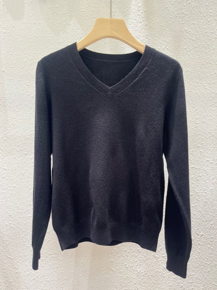 Another Plan - Korean Women Fashion - #momslook - Daily V-neck Knit - 11