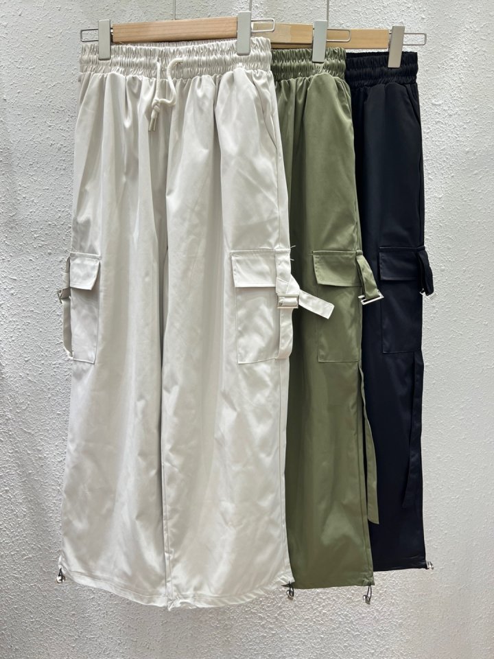Another Plan - Korean Women Fashion - #momslook - Buckle Cargo 2-Way Pants - 12