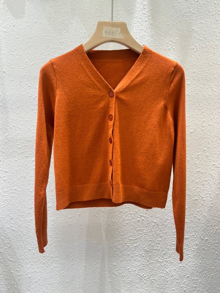 Another Plan - Korean Women Fashion - #momslook - Cropped V-neck Knit Cardigan - 9
