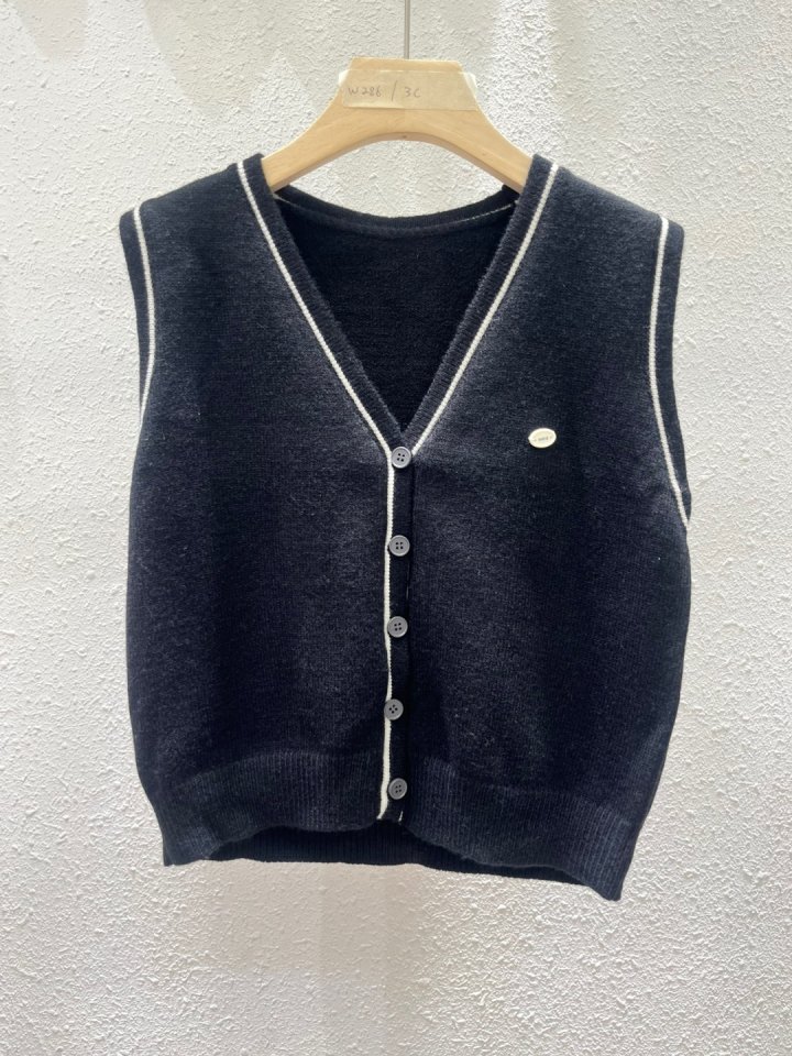 Another Plan - Korean Women Fashion - #momslook - OOTD Button Vest - 12