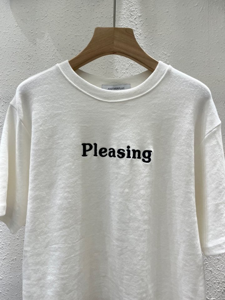 Another Plan - Korean Women Fashion - #momslook - Pleasing Embroidery Tee - 2
