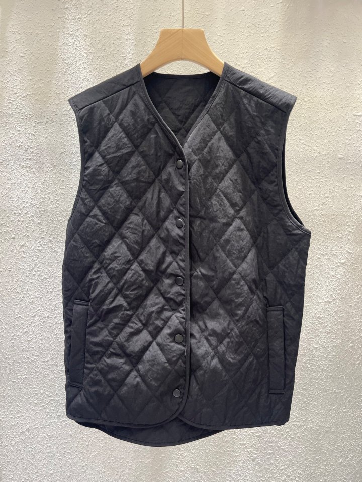 Another Plan - Korean Women Fashion - #momslook - Quilted Vest - 11