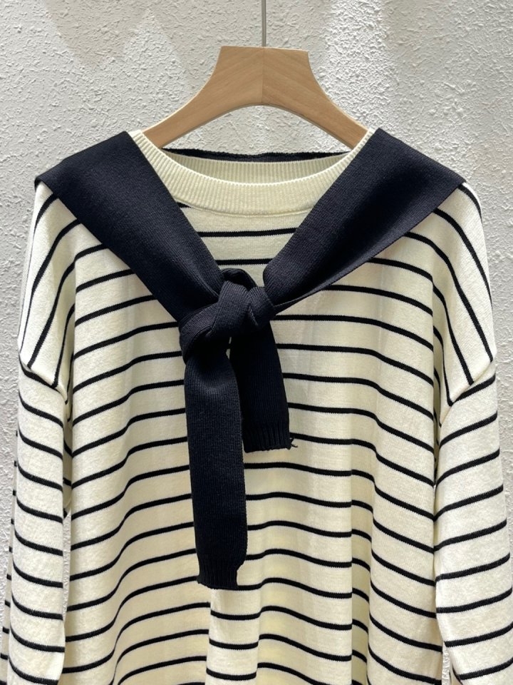 Another Plan - Korean Women Fashion - #restrostyle - Stripe Shawl Knit - 2