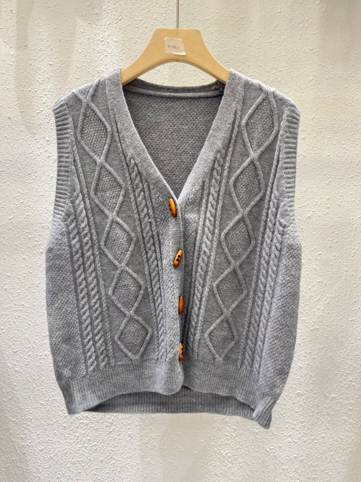 Another Plan - Korean Women Fashion - #thatsdarling - Cable V-neck Vest