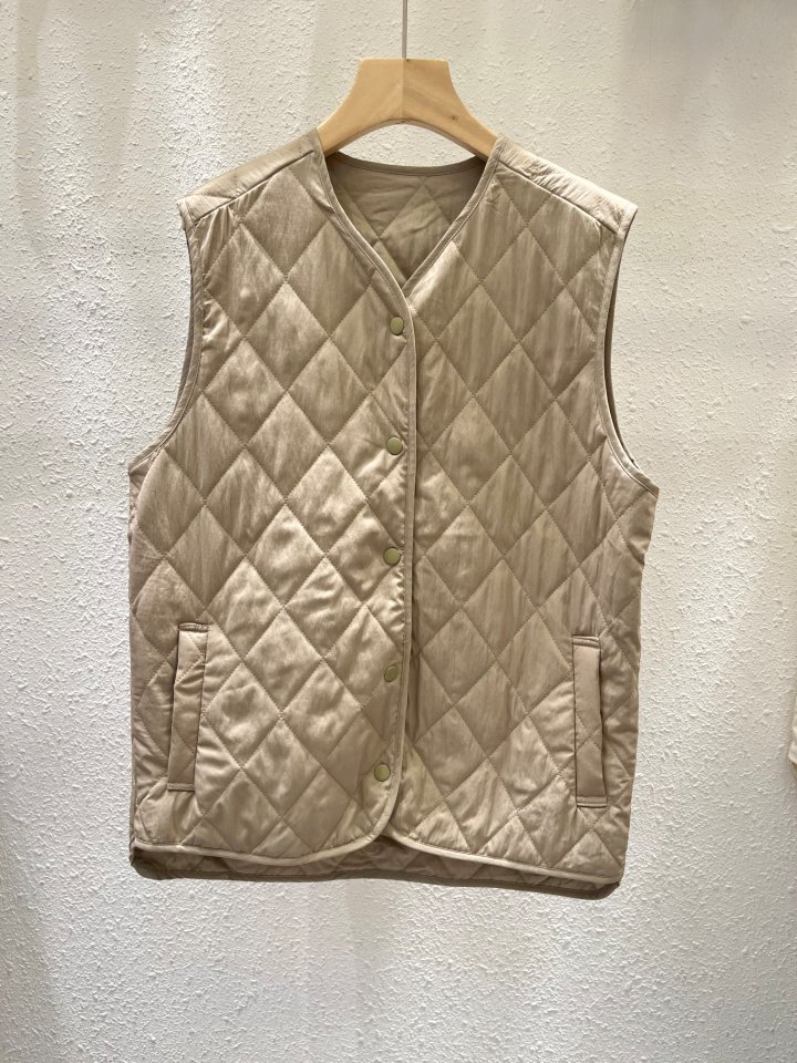 Another Plan - Korean Women Fashion - #thatsdarling - Quilted Vest - 5