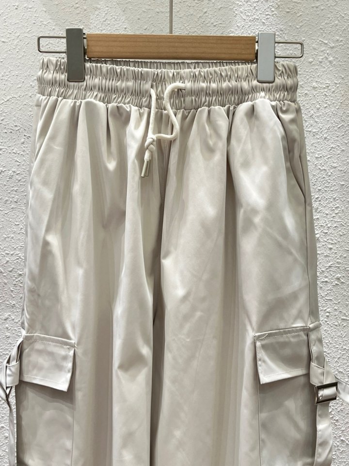 Another Plan - Korean Women Fashion - #vintageinspired - Buckle Cargo 2-Way Pants - 2