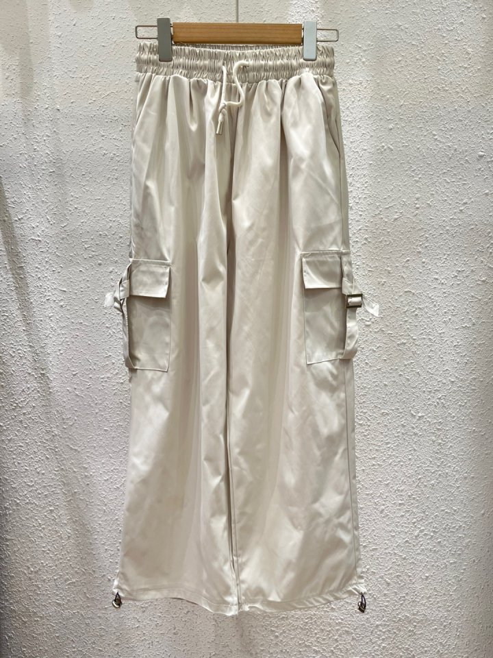 Another Plan - Korean Women Fashion - #womensfashion - Buckle Cargo 2-Way Pants