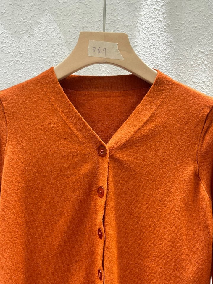 Another Plan - Korean Women Fashion - #womensfashion - Cropped V-neck Knit Cardigan - 10