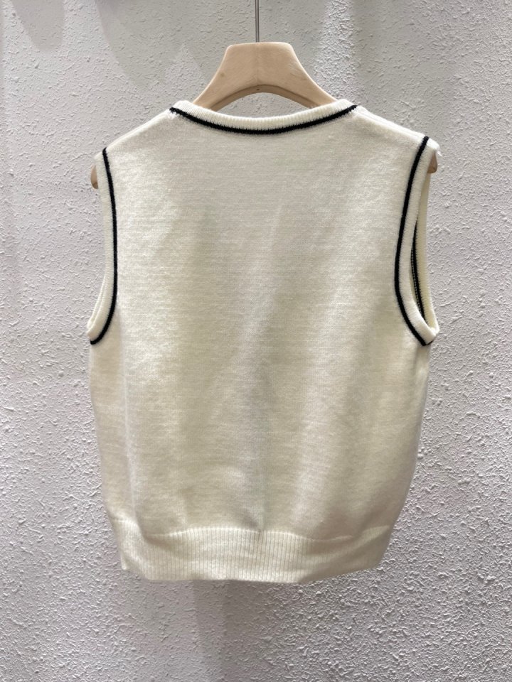 Another Plan - Korean Women Fashion - #womensfashion - OOTD Button Vest - 5