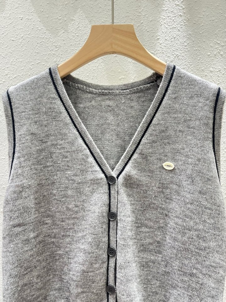 Another Plan - Korean Women Fashion - #womensfashion - OOTD Button Vest - 7