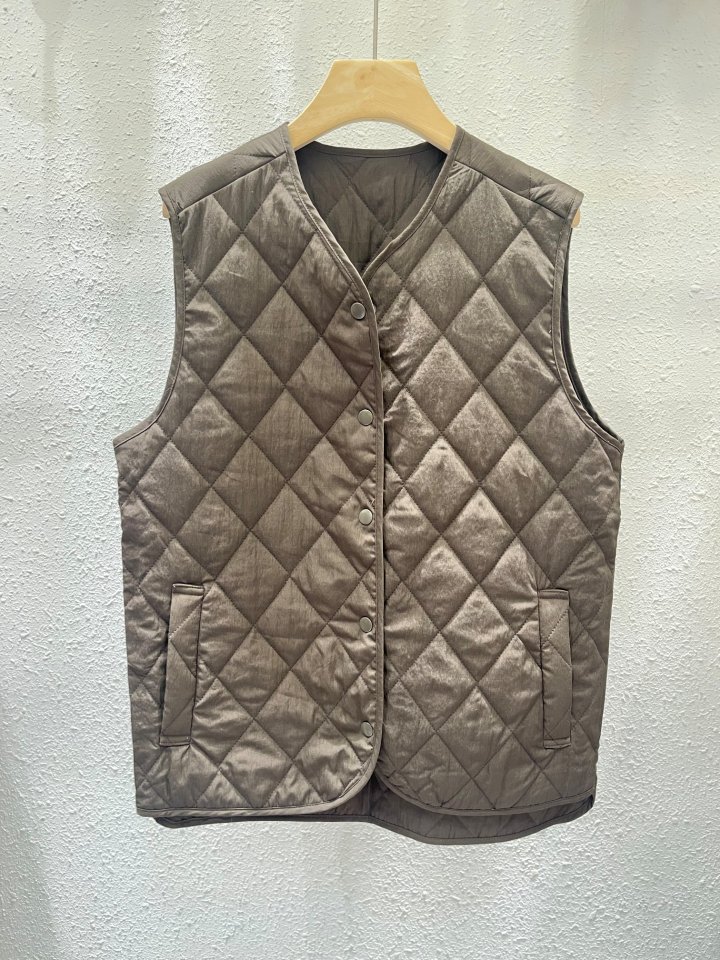Another Plan - Korean Women Fashion - #womensfashion - Quilted Vest - 8