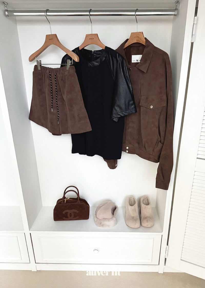 Auver_Fit - Korean Women Fashion - #momslook - Suede Bloson Jumper - 11