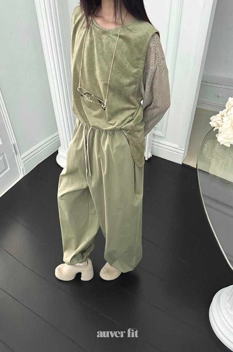 Auver_Fit - Korean Women Fashion - #momslook - Suede Line Sleeveless Top - 8