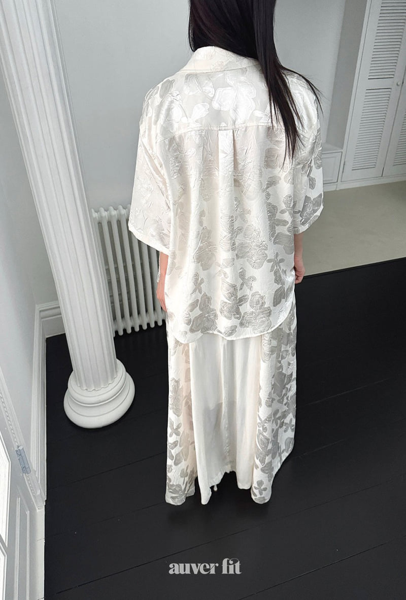 Auver_Fit - Korean Women Fashion - #momslook - Silky Daisy Shirt - 2