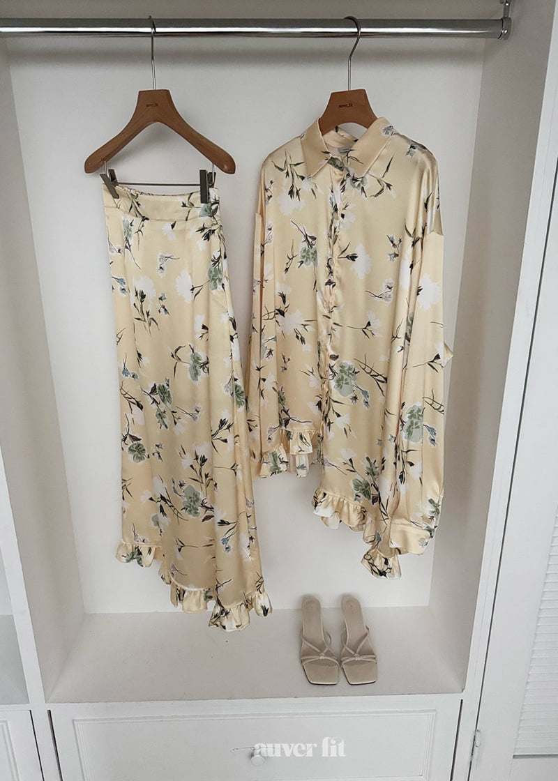 Auver_Fit - Korean Women Fashion - #momslook - Satin Flower Skirt