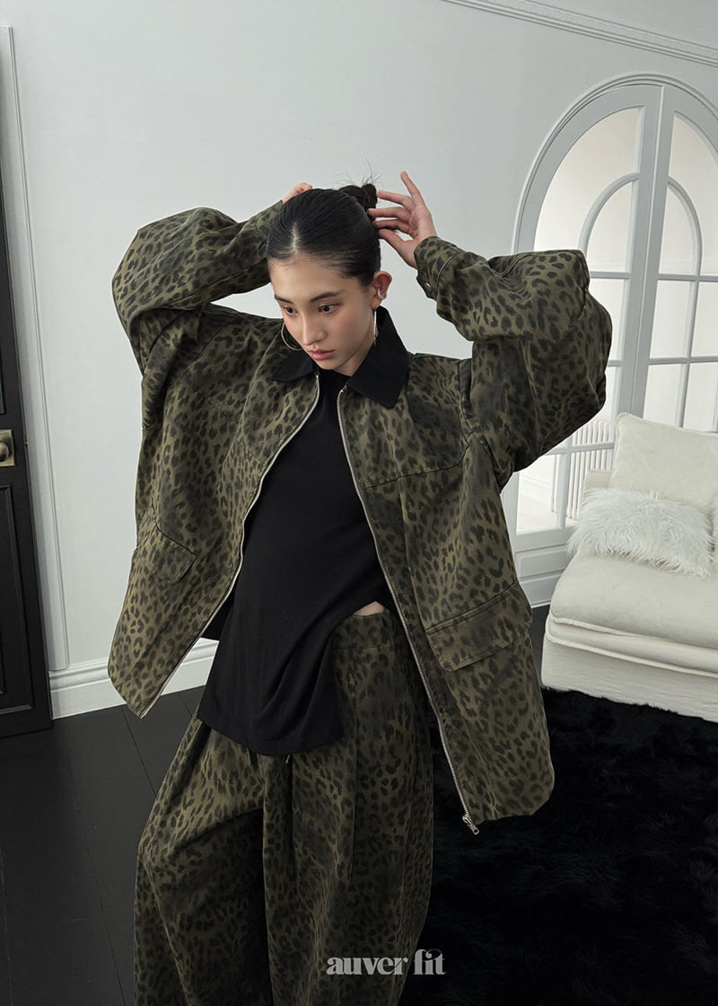 Auver_Fit - Korean Women Fashion - #momslook - Leopard Colored Jumper - 3