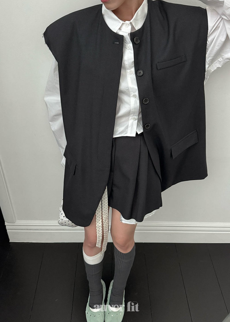 Auver_Fit - Korean Women Fashion - #thelittlethings - Hidden Raw Edge Vest - 10