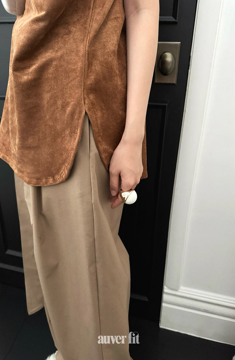 Auver_Fit - Korean Women Fashion - #womensfashion - Suede Line Sleeveless Top - 3