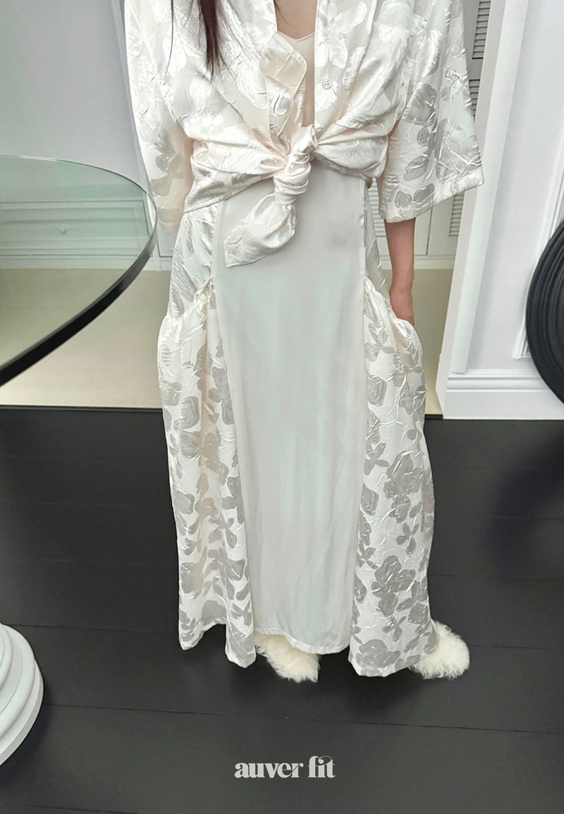 Auver_Fit - Korean Women Fashion - #momslook - Silky Daisy Shirt - 4