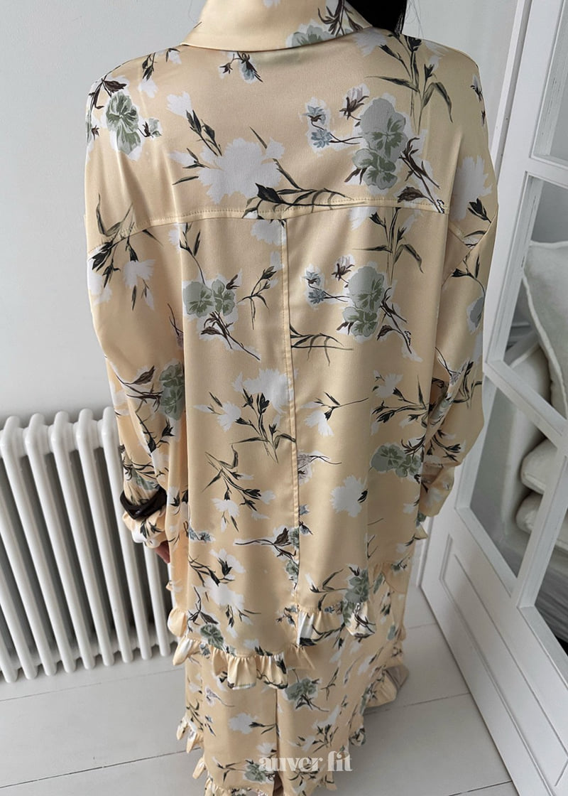 Auver_Fit - Korean Women Fashion - #womensfashion - Satin Flower Shirt - 3