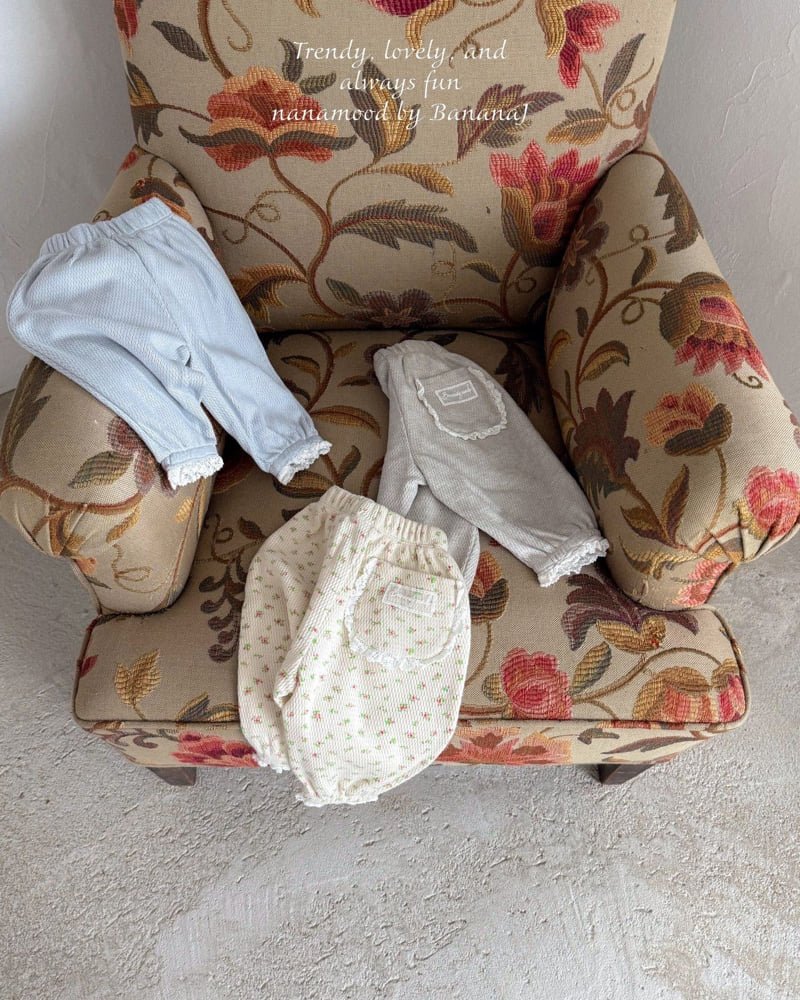 Banana J - Korean Baby Fashion - #babyoutfit - Bebe Merry Pants (Floral) - 4