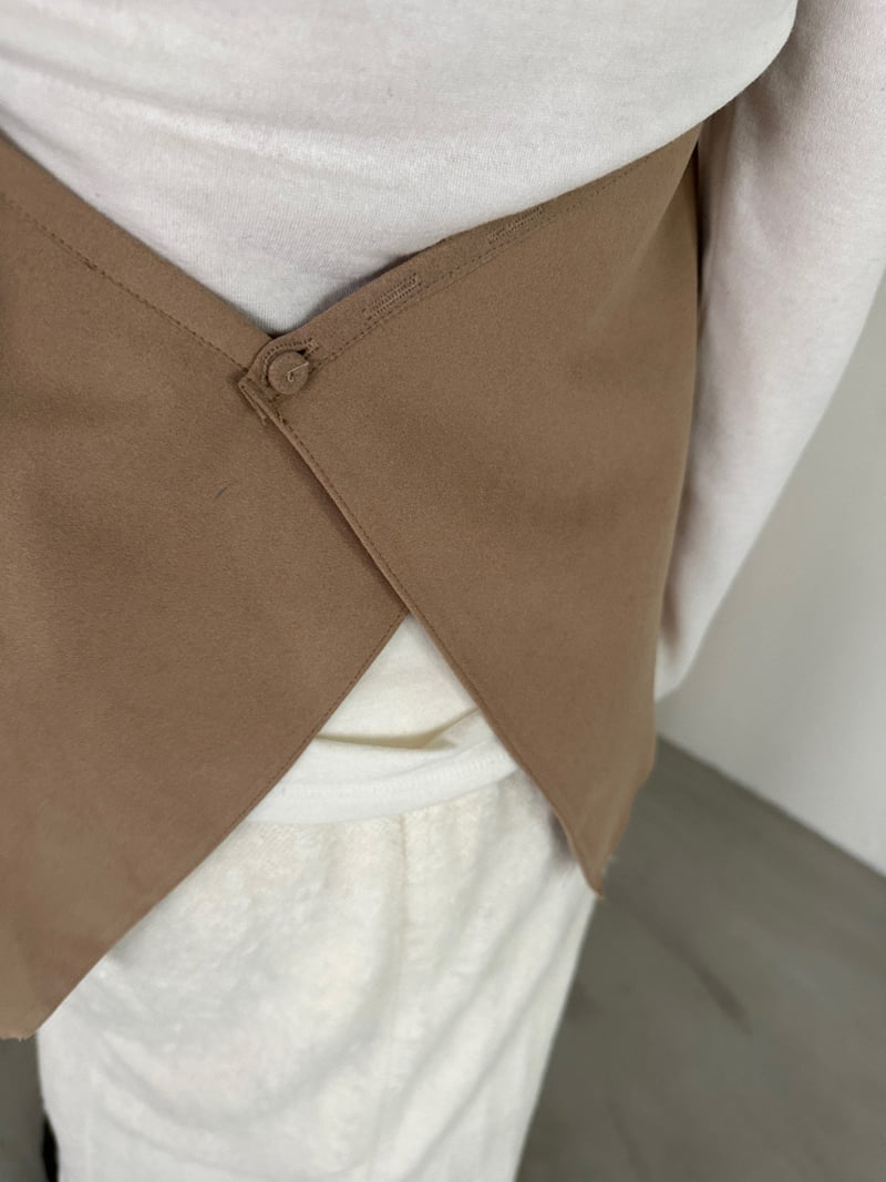 Better - Korean Women Fashion - #momslook - Thames Suede Top - 5