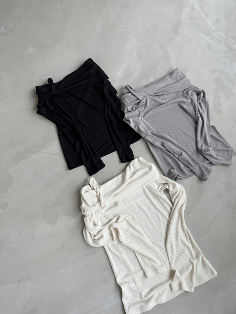 Better - Korean Women Fashion - #momslook - Rodeo Off-Shoulder Tee