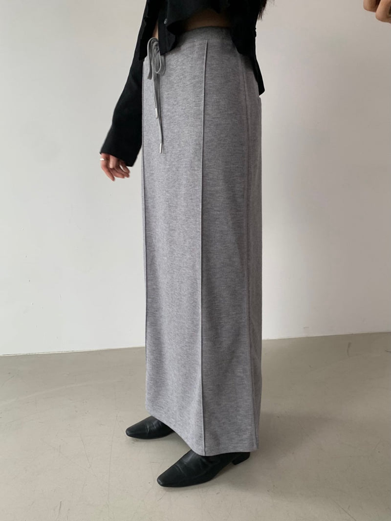 Better - Korean Women Fashion - #womensfashion - Hug Skirt - 3
