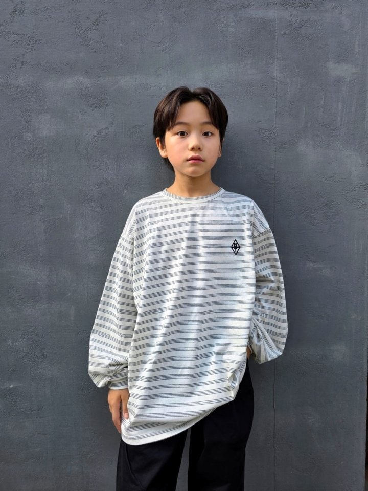 Better j - Korean Children Fashion - #kidsstore - Autumn Stripe Boxy Tee - 3