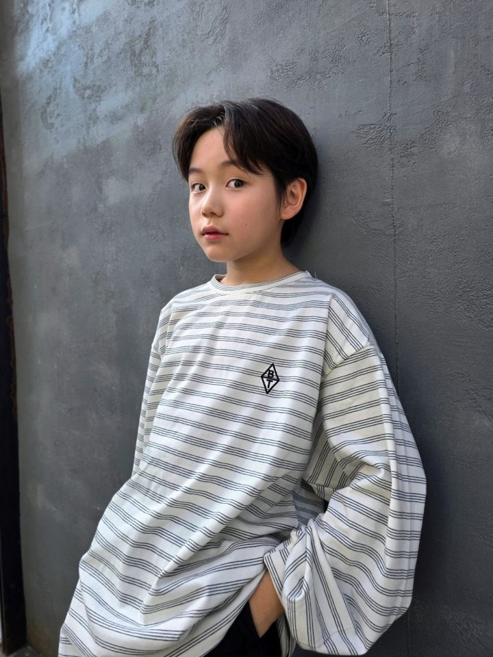 Better j - Korean Children Fashion - #kidsstore - Autumn Stripe Boxy Tee - 4