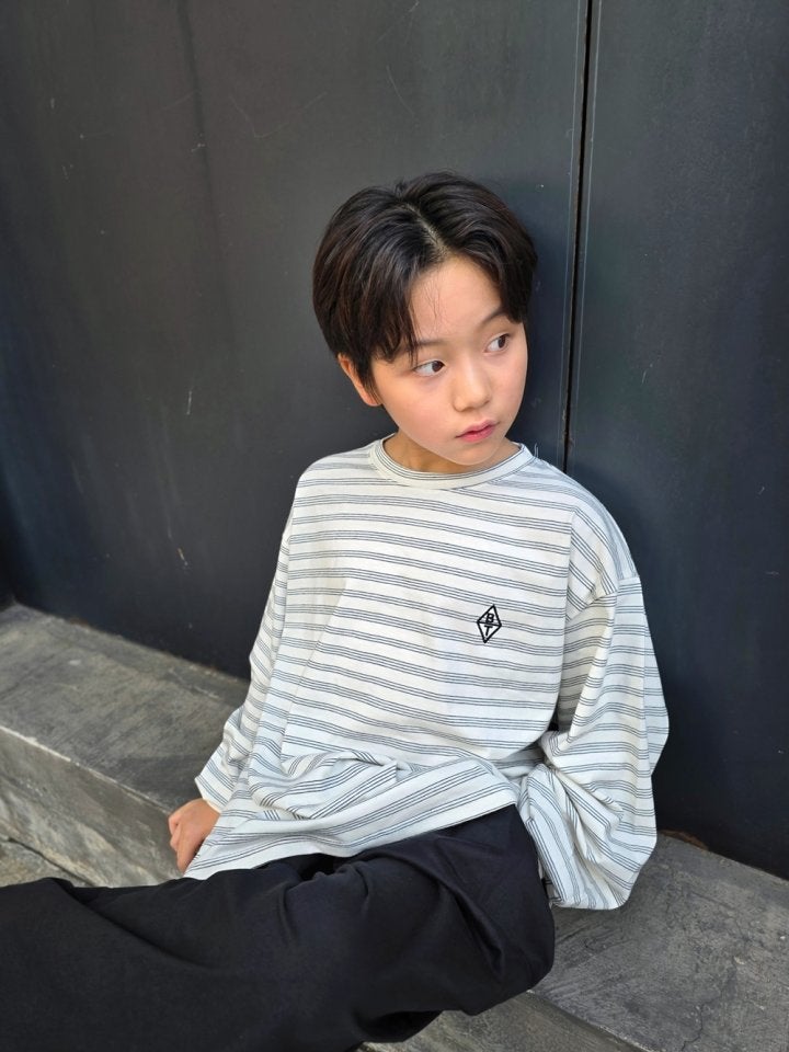 Better j - Korean Women Fashion - #momslook - Autumn Stripe Boxy Tee (Junior-Adult) - 2