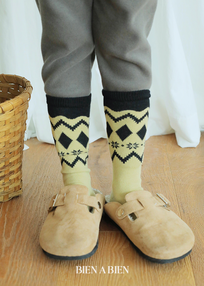 Bien A Bien - Korean Children Fashion - #kidzfashiontrend - Neff Socks Set