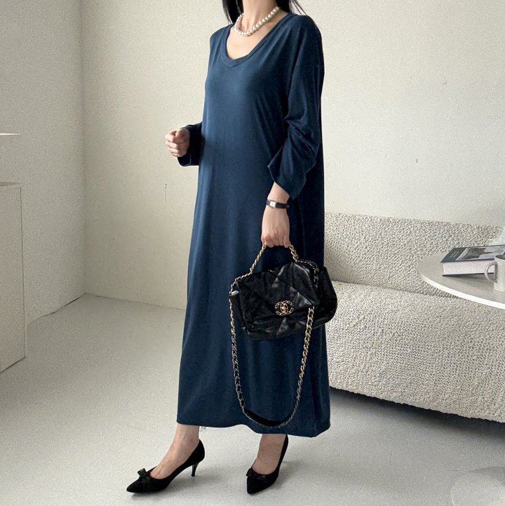 Bignarae - Korean Women Fashion - #momslook - Span Solid V-Neck One-piece