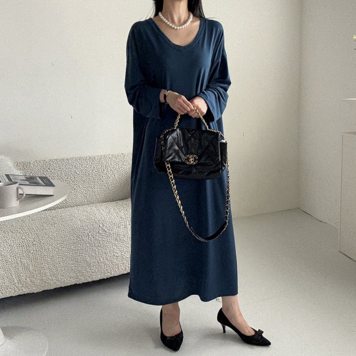 Bignarae - Korean Women Fashion - #momslook - Span Solid V-Neck One-piece - 3